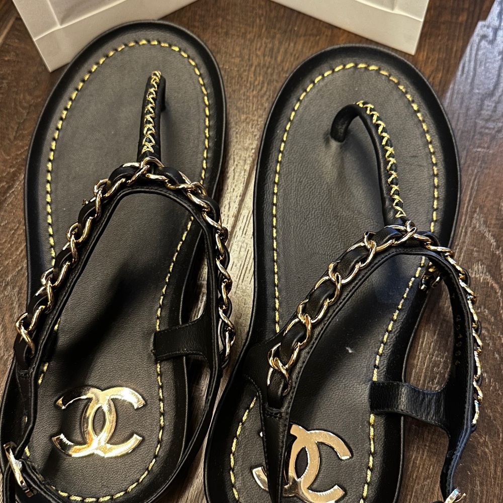 Chanel Thong Sandals - Picture 2 of 9